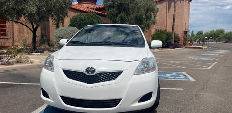 Toyota Yaris 2012