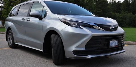 Toyota Sienna 2024