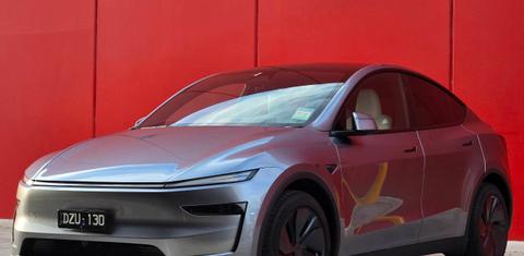 Tesla MODEL Y 2026