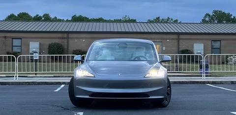 Tesla Model 3 2025