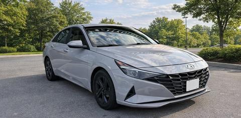 Hyundai Elantra 2021