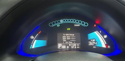 Nissan LEAF 2016