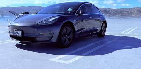 Tesla Model 3 2020