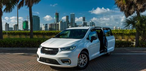 Chrysler Pacifica 2026