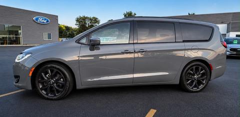 Chrysler Pacifica 2020
