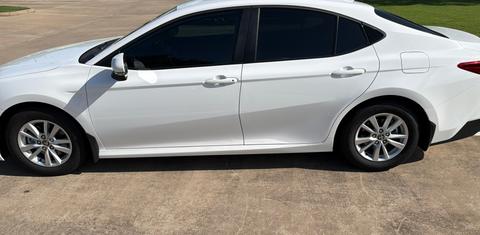 Toyota Camry Hybrid 2026