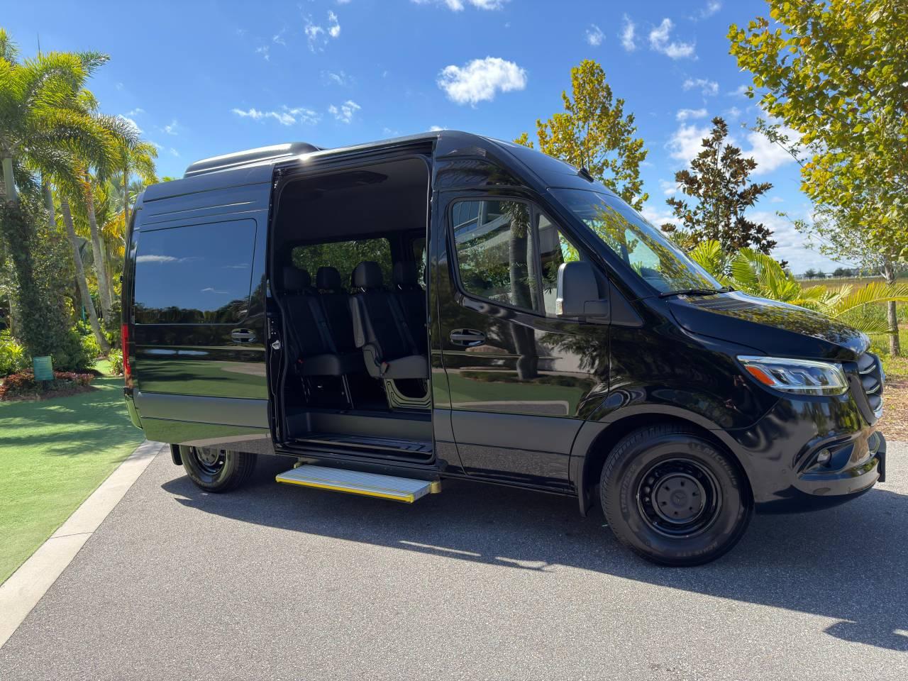 Mercedes-Benz Sprinter 2025 in Orlando, FL