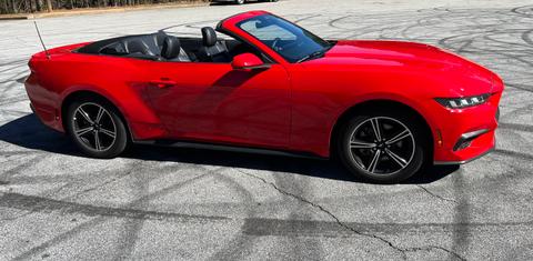 Ford Mustang 2024