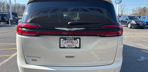 Chrysler Pacifica 2023