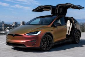 Tesla Model X 2018 in Glendale