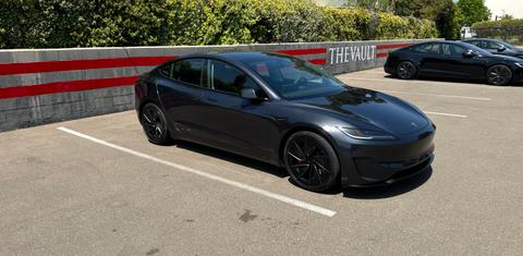 Tesla Model 3 2024