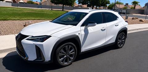 Lexus UX 2021