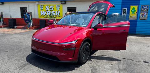 Tesla Model Y 2026