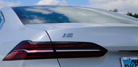 BMW i5 2026