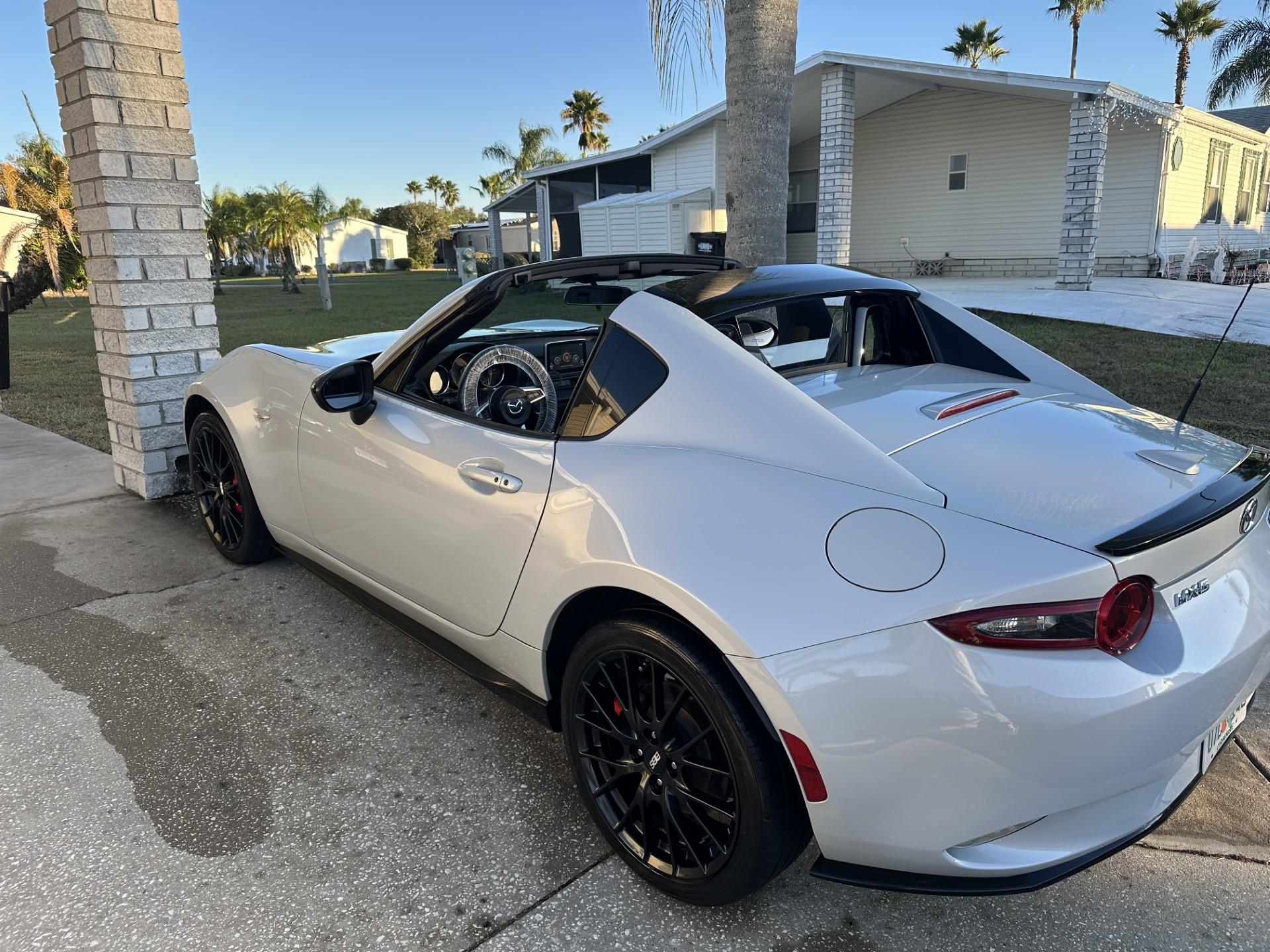 Mazda MX-5 Miata RF 2017 rental in Davenport, FL by Arthur | Turo