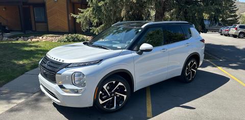 Mitsubishi Outlander 2024