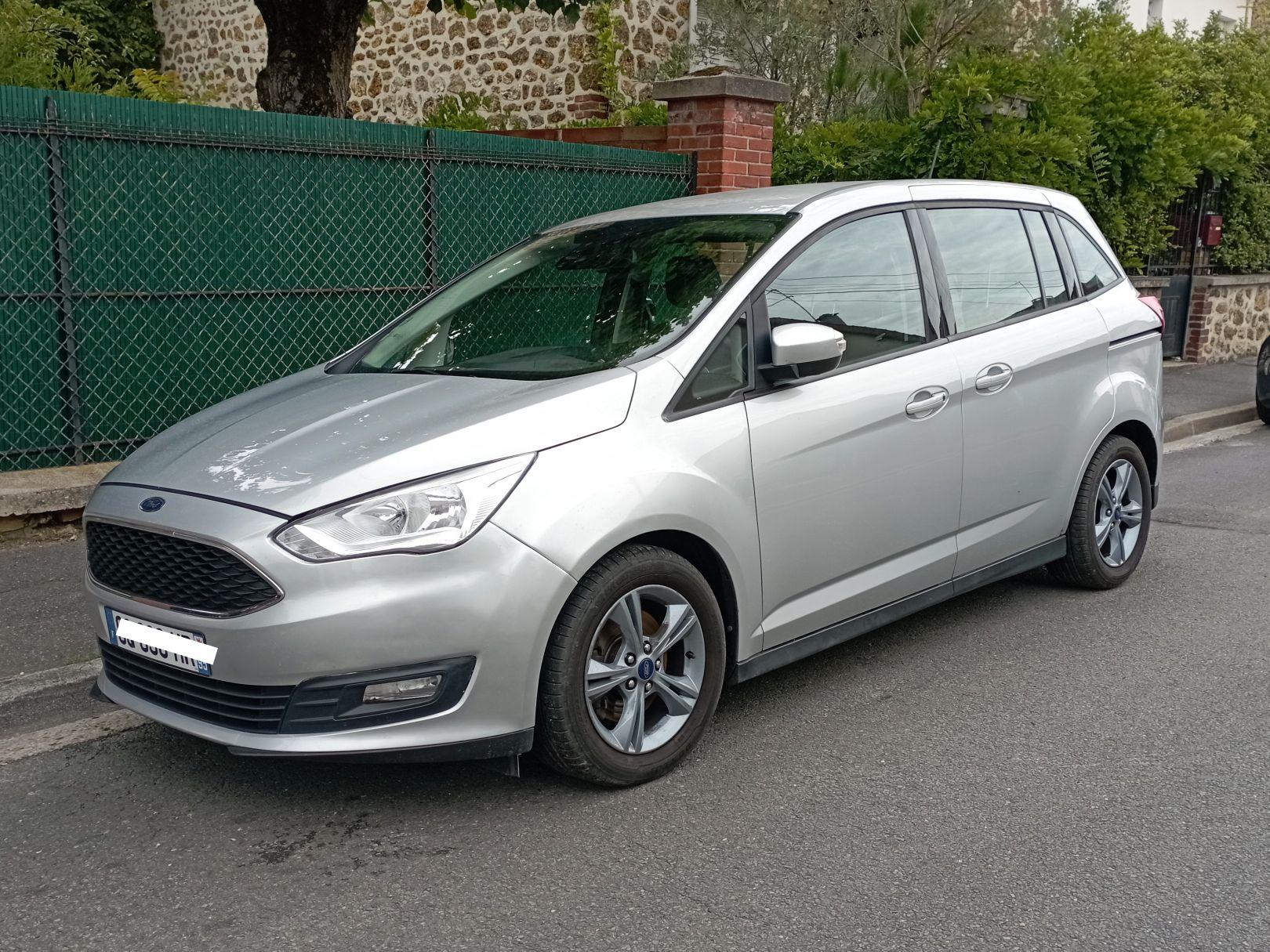 Ford GRAND C-MAX 2018 à Taverny