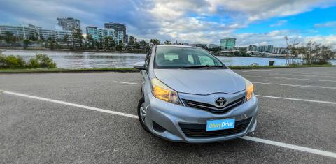 Toyota YARIS 2014