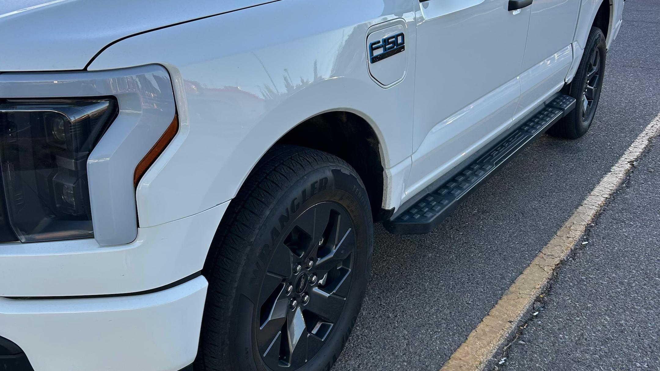 Ford F-150 Lightning 2024 in Albuquerque, NM