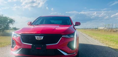 Cadillac CT4 2021
