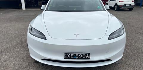 Tesla MODEL 3 2024