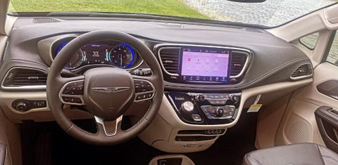 Chrysler Pacifica 2022