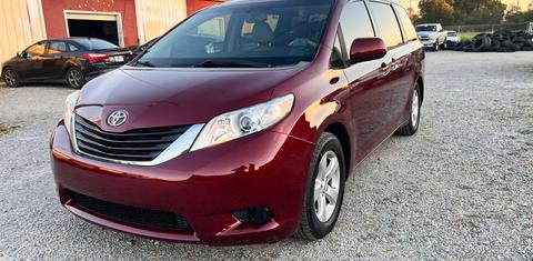 Toyota Sienna 2014