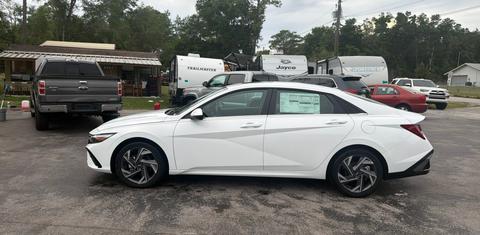 Hyundai Elantra 2025