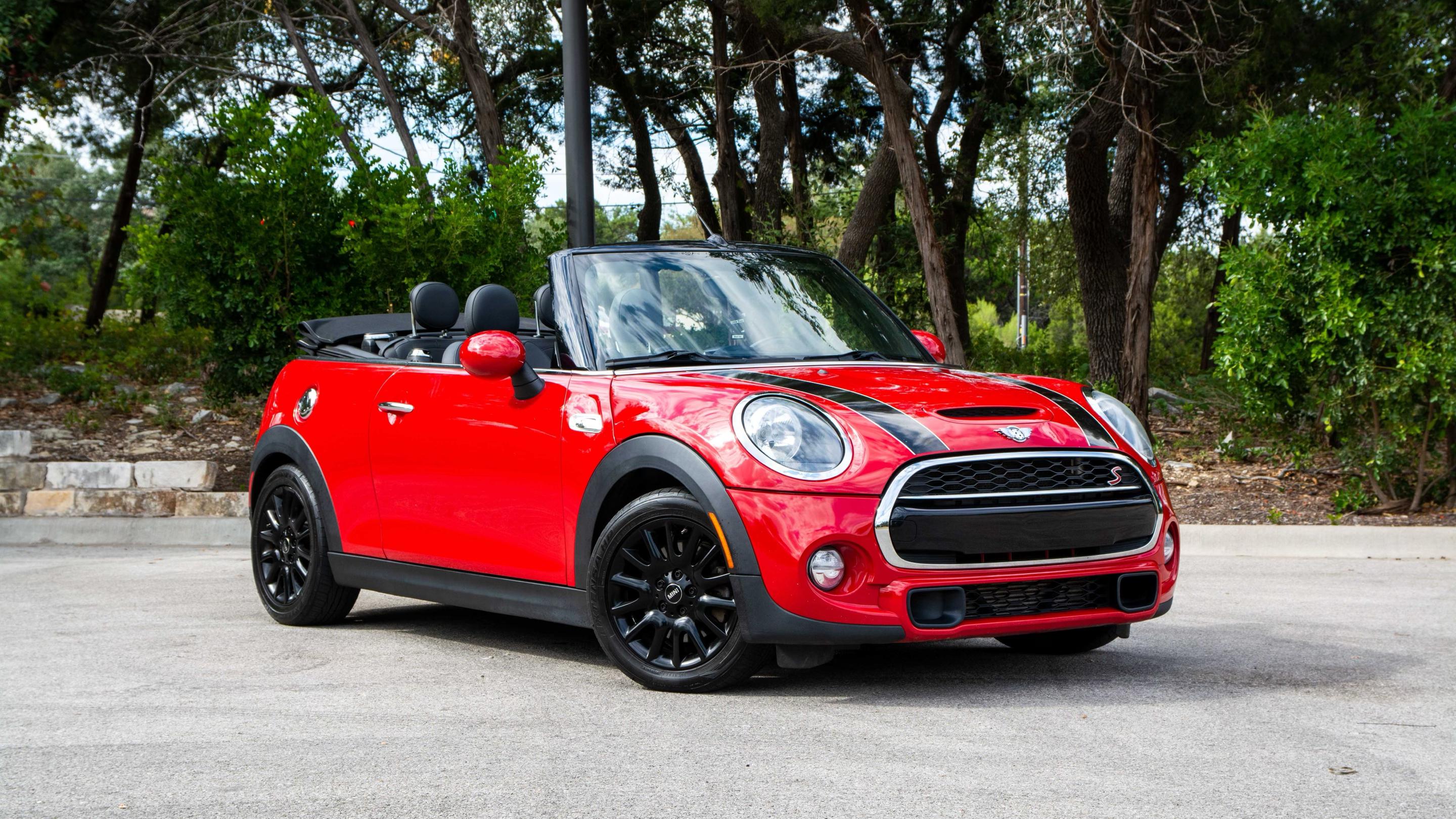 MINI Convertible 2019 in Austin, TX