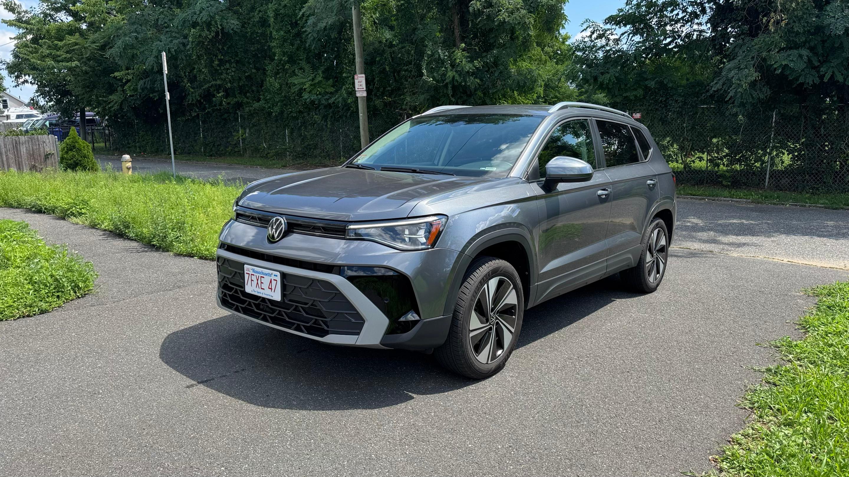 Volkswagen Taos 2025 in Springfield, MA