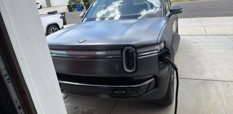 Rivian R1T 2025