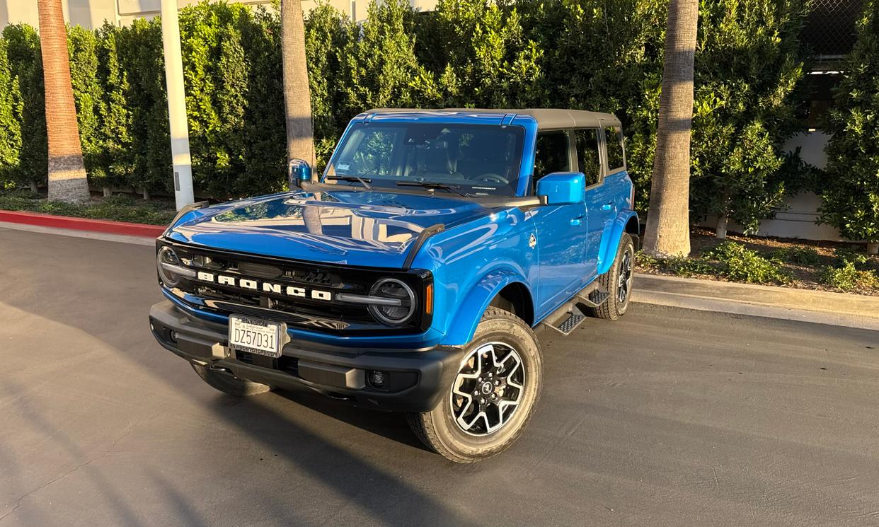 Ford Bronco 2024 Outer Banks