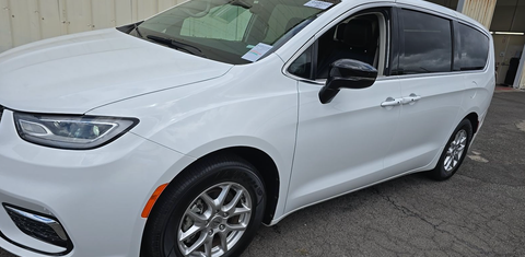 Chrysler Pacifica 2024