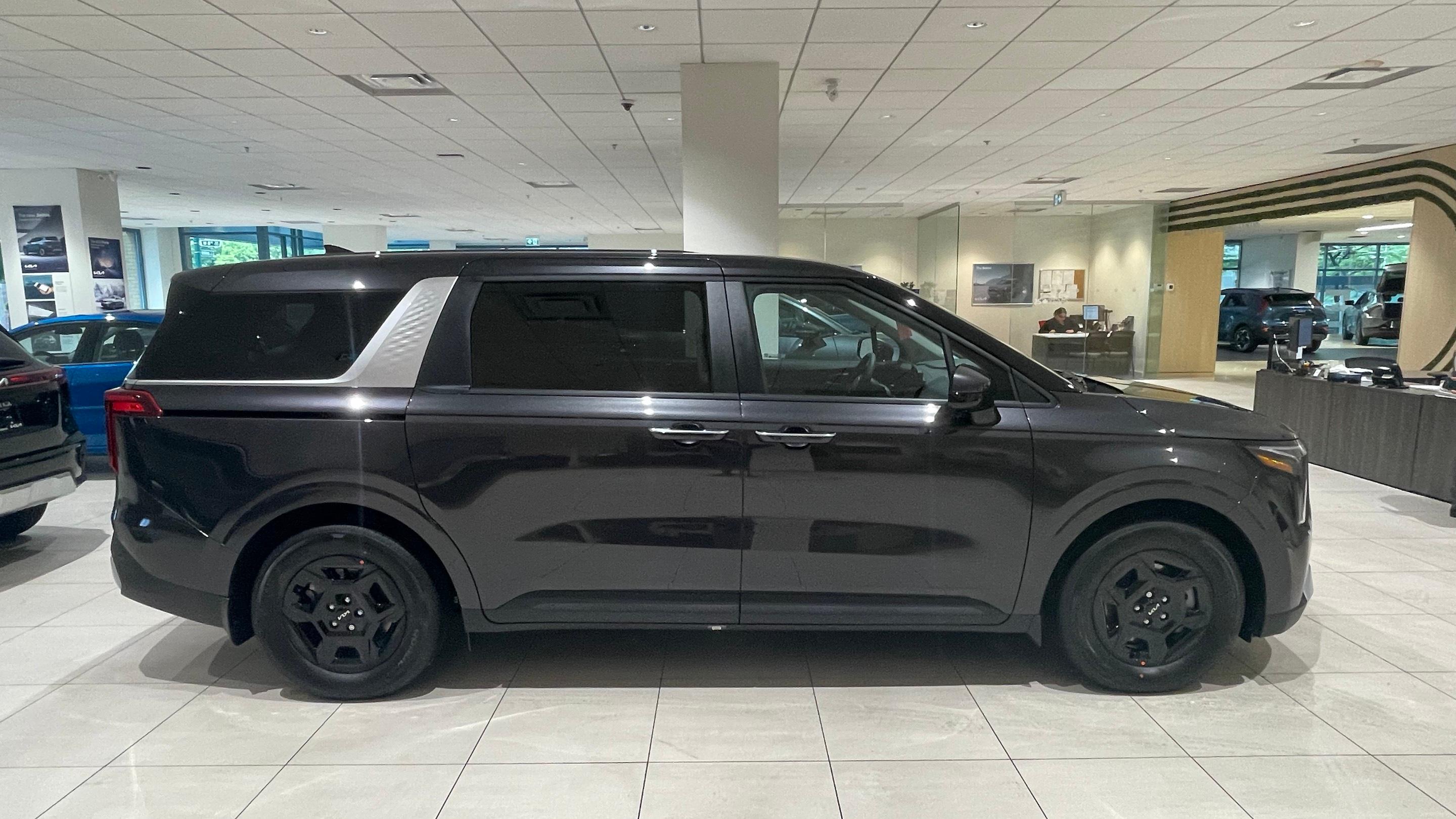 Kia Carnival 2025 in 