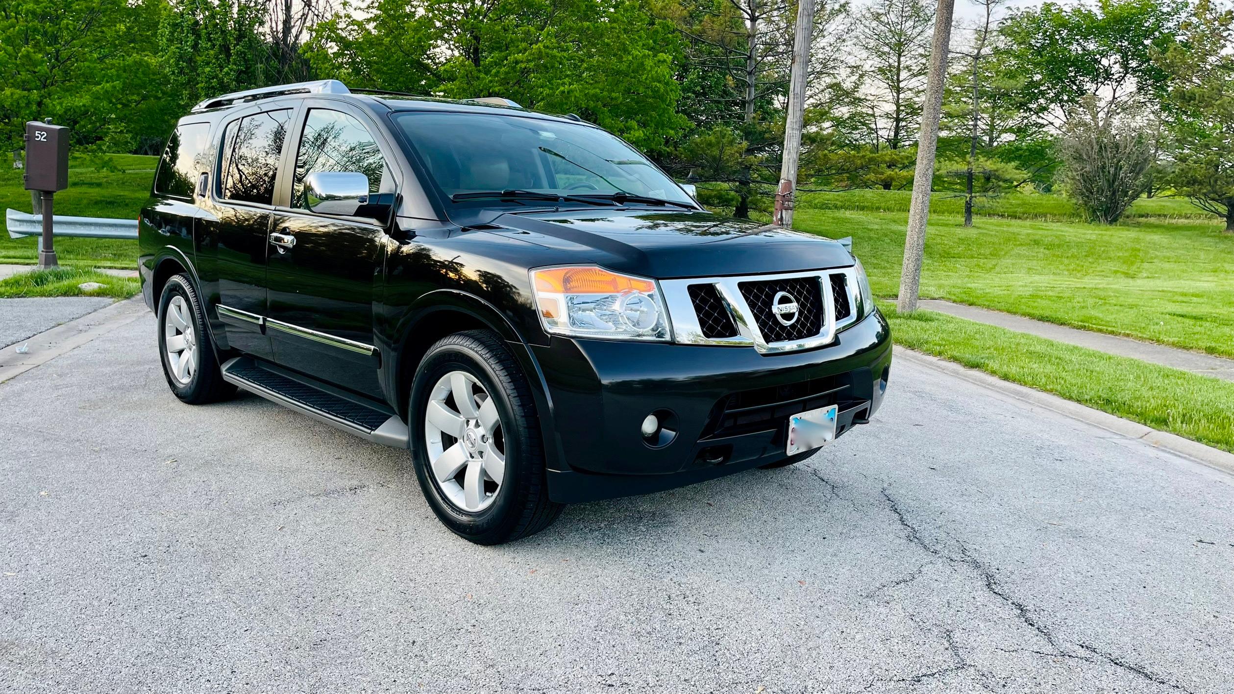 Nissan Armada 2014 in Forest Park, IL
