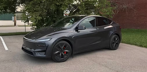 Tesla Model Y 2026