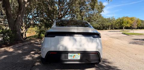 Tesla Model Y 2026