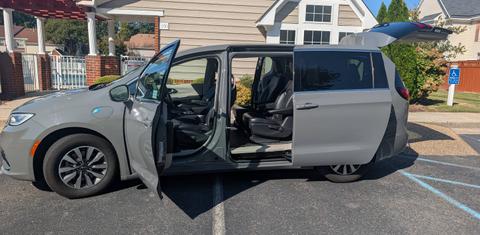 Chrysler Pacifica 2022