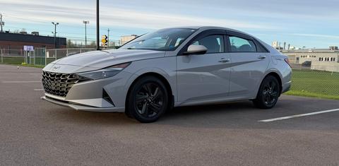 Hyundai Elantra 2021