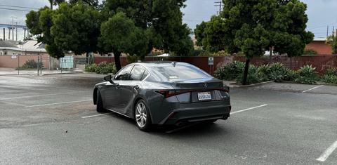 Lexus IS 2021