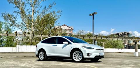 Tesla Model X 2019