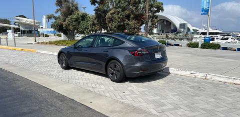 Tesla Model 3 2023