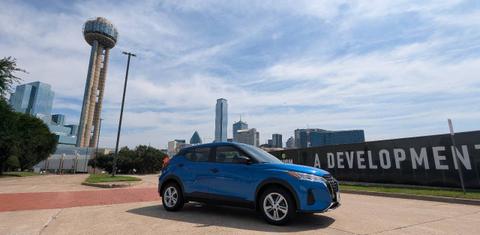 Nissan Kicks Play 2025
