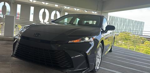 Toyota Camry Hybrid 2025