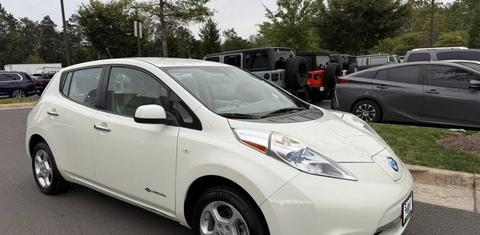 Nissan LEAF 2015