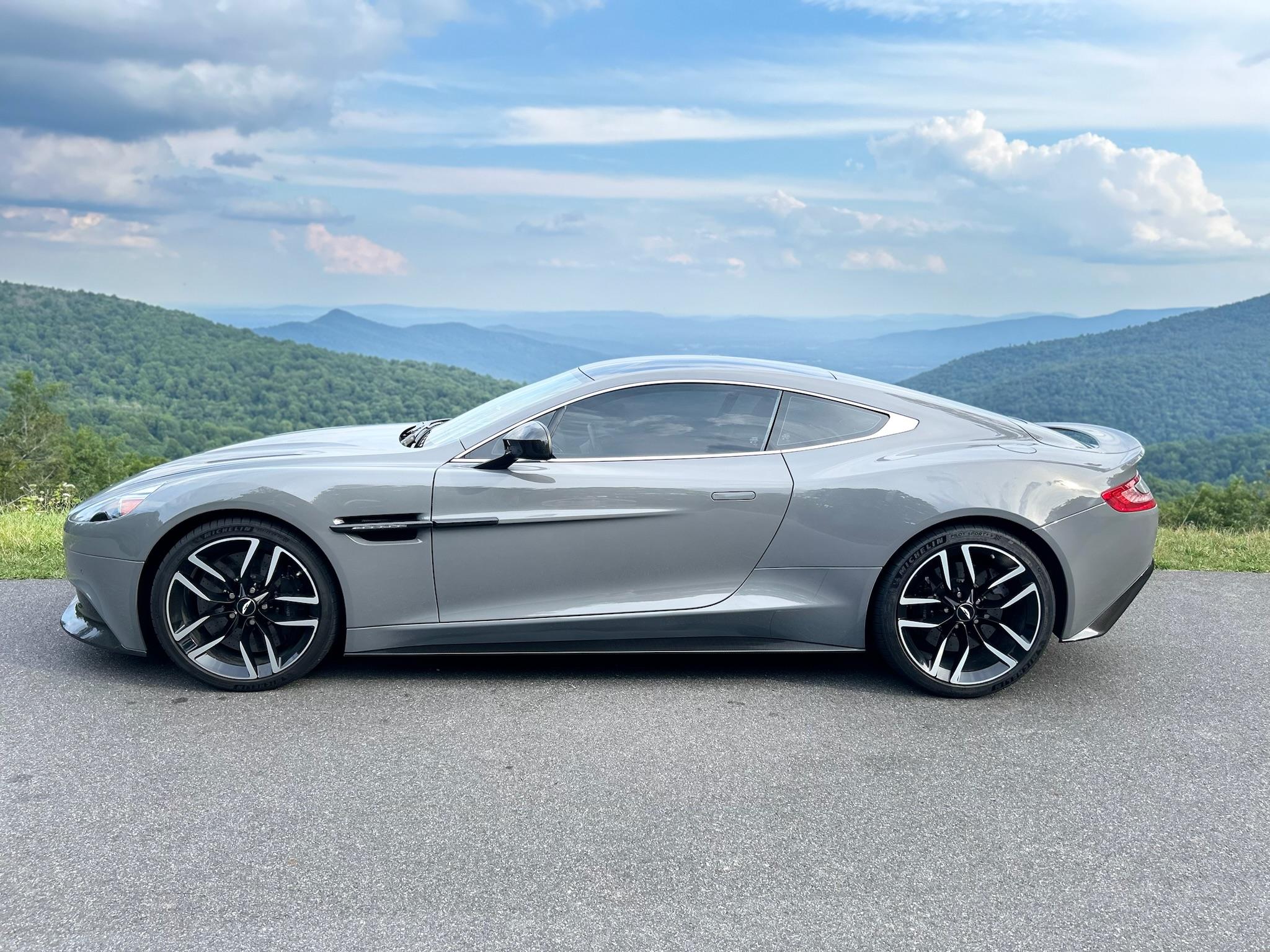 Aston Martin Vanquish 2015 in Washington, DC