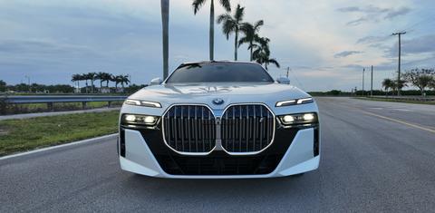 BMW i7 2023