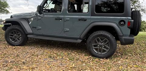 Jeep Wrangler 2025