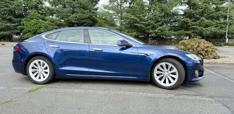 Tesla Model S 2017