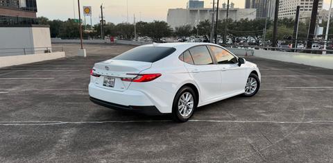 Toyota Camry Hybrid 2025